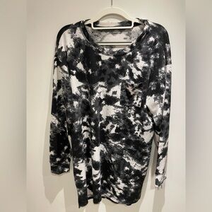 Jenni Monochrome Tie-Dye Sweatshirt